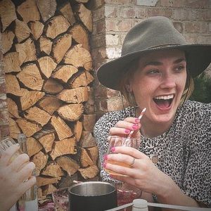 Meet your Posher, Alysha